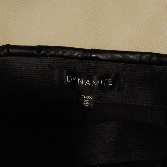 Dynamite faux leather skirt XS - Picture 3 of 3